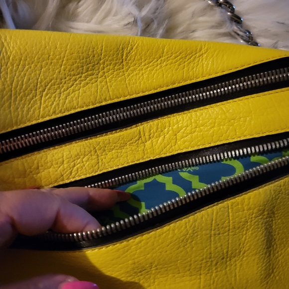 Yani Cross Body / Clutch Leather Bag - Picture 2 of 8